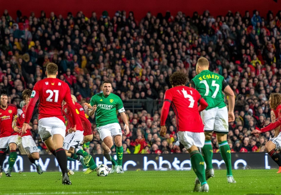 2019年曼联vs诺维奇：经典英超对决回顾与战术分析(图1)